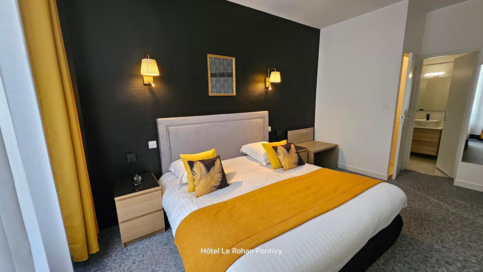 Hotel Le Rohan Charme Et Caractere Pontivy Exteriör bild